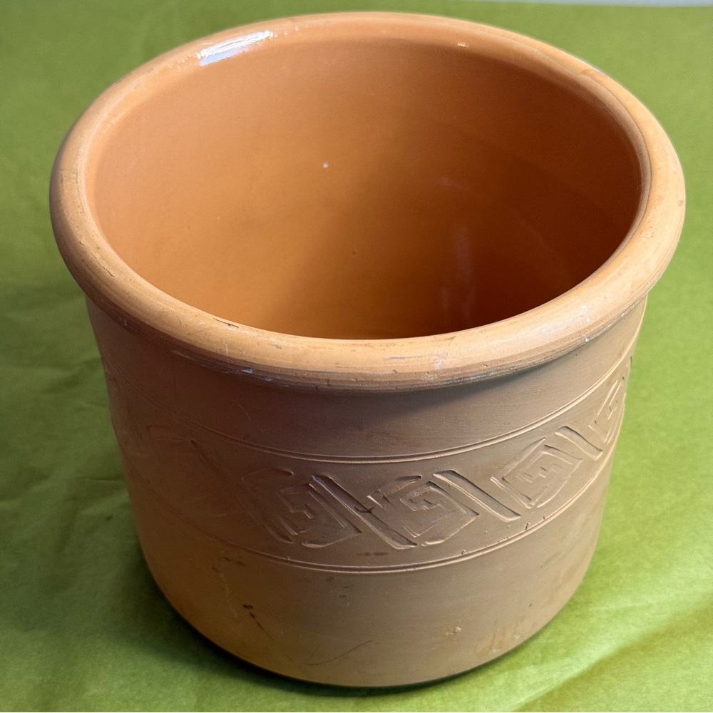 Italy Terracotta Round Pot/Crock